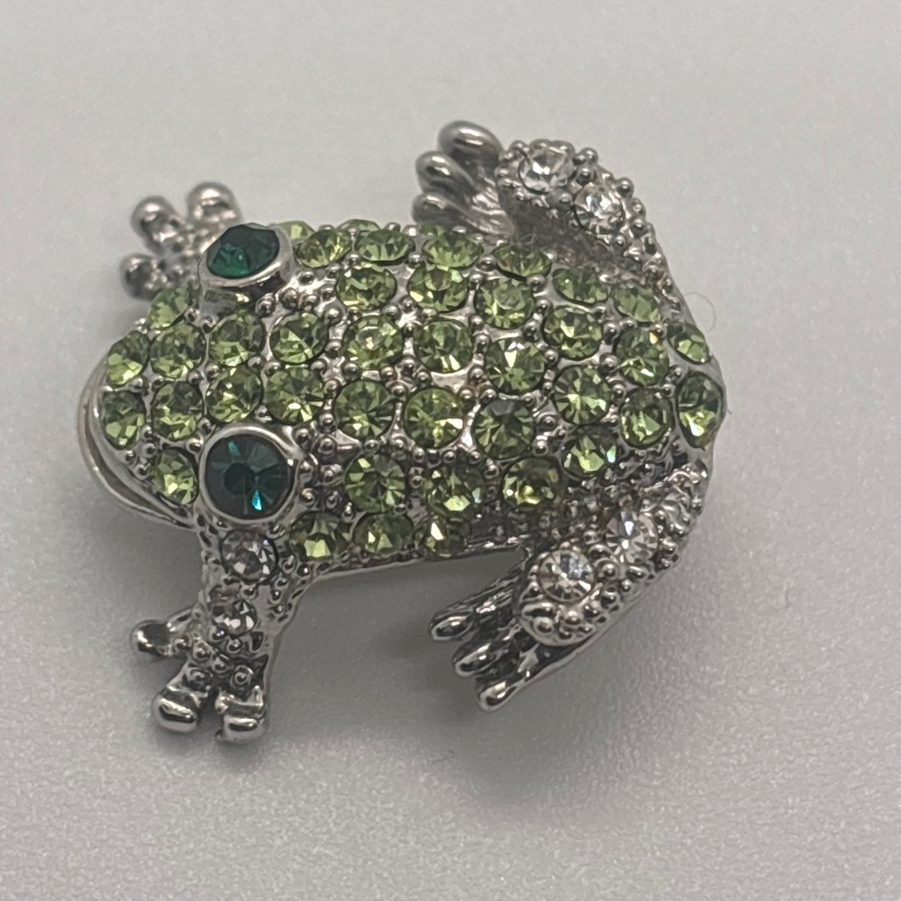 Frog Brooch Pin Green Sparkling Rhinestone Crystal Silver Tone Animal Jewelry
